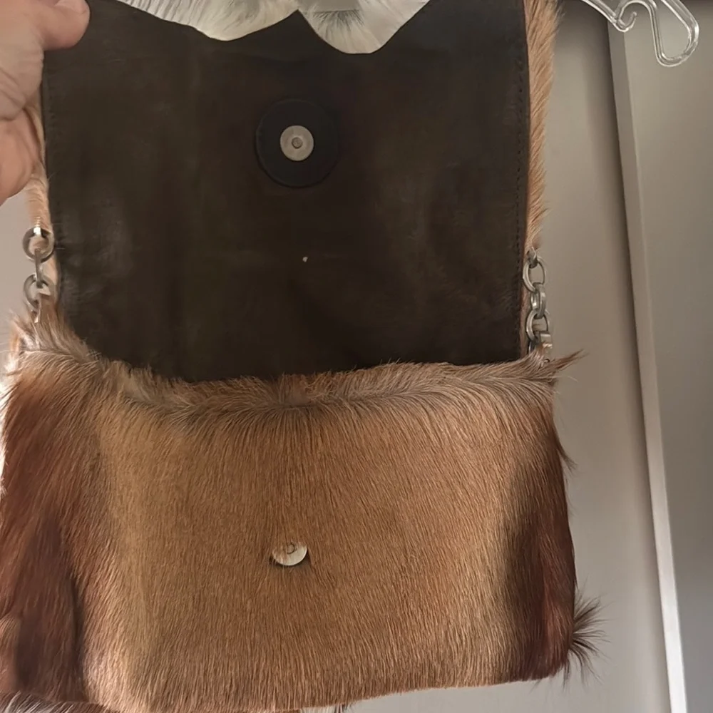 Rustic Brown and White Fur Shoulder Bag with Chain Details - Picture 2 of 5